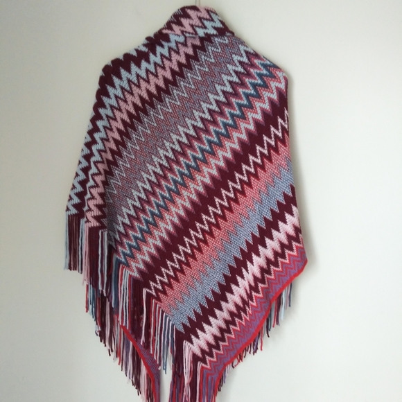 Knit Cape Poncho with Fringe Size OS - Picture 4 of 7